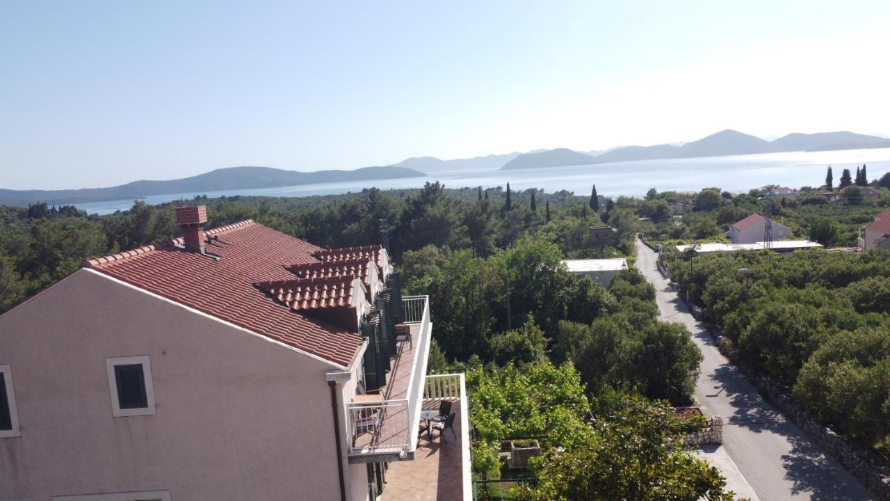 Apartments Kola Banići Esterno foto
